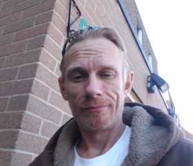 Mavrick8, 44, Brampton