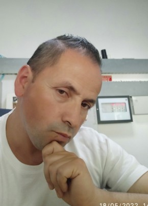 Paulo Matos, 49, República Portuguesa, Lisboa