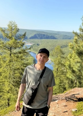 Артем Ивашутин из Нерюнгри 48 лет