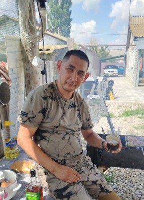 Нурлан из Екатеринбурга 42 года