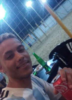 Alessandro из Goiânia 24 года