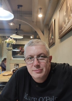 Дмитрий из Москвы 54 года