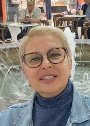 Нелли из Севастополи 61 год