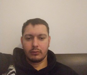 Andrei, 26 лет, Iași
