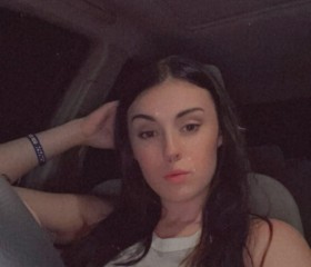 LISA, 20, Charlotte
