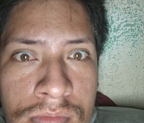 Esdras, 27, Guatemala City