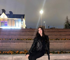 Ulyana, 24, Voranava