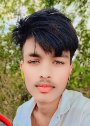 Shubham Namdev, 20, India, Bhopal