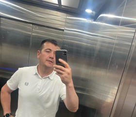 Sasha, 37, Yekaterinburg