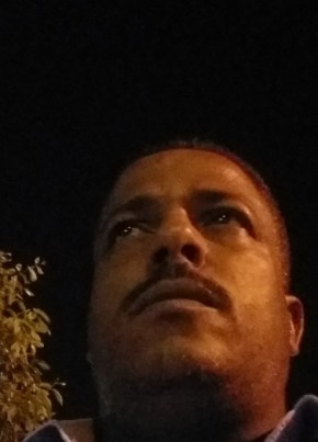 المنشاوي, 43, جمهورية مصر العربية, القاهرة