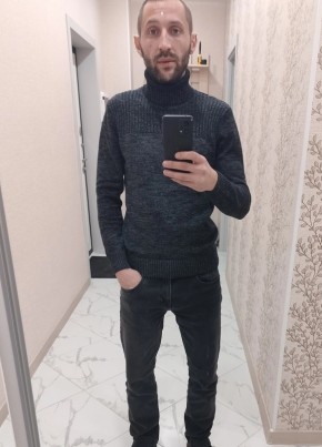 Aleksandr, 35, Russia, Sevastopol
