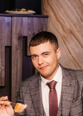 Роман из Пыть-Яха 31 год