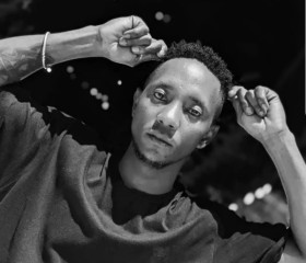 Claude, 34, Kigali