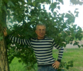 Александр, 55 лет, Свердловськ