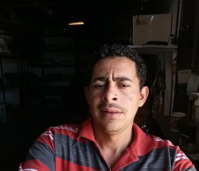 Wil mora, 34, San Francisco
