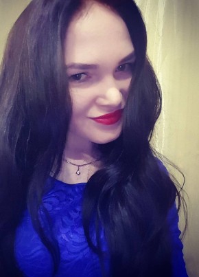 Карина из Волхова 32 года
