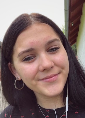 Dorina, 22, A Magyar Népköztársaság, Budapest