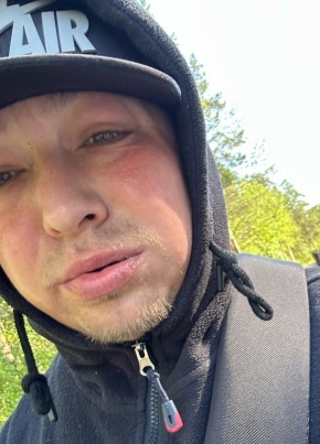 Кирилл из Кандалакши 34 года