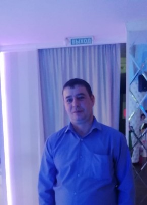 Ivan, 35, Russia, Omsk