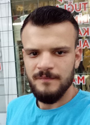 Mustafa Küçük, 19, Türkiye Cumhuriyeti, Trabzon