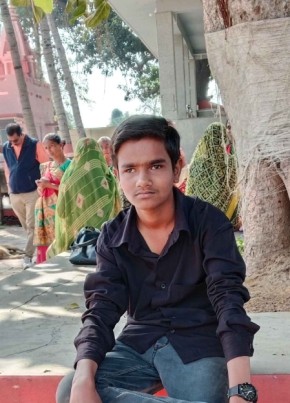 Nikhil, 18, India, Ahmedabad