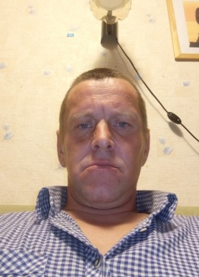 Дмитрий из Петродвореца 44 года
