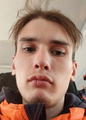 Алексей из Киров (Кировской обл.) 22 года