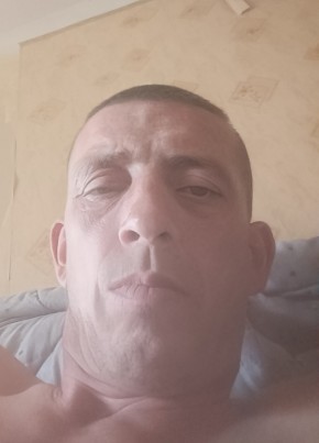 Максим из Омска 43 года