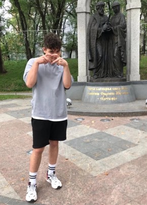 Борис, 22, Россия, Иваново