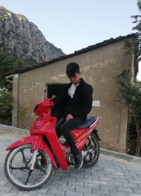 Mustafa, 19, Türkiye Cumhuriyeti, Isparta