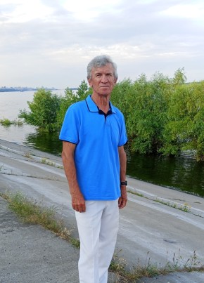 Владимир из Волгограда 76 лет