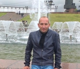Толик, 46 лет, Москва