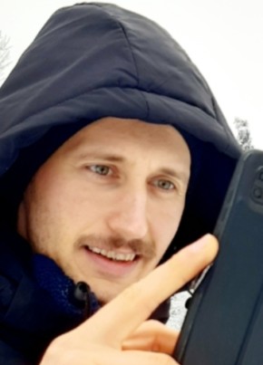 Alexander Nikiti, 36, Hungary, Szazhalombatta
