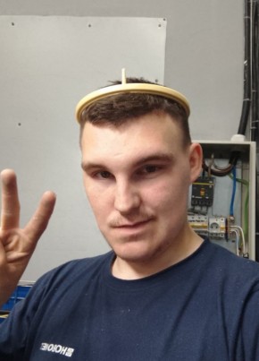 Павел из Перми 24 года