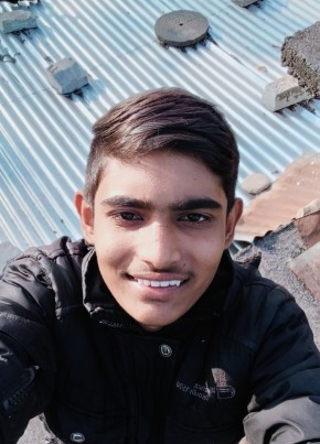 Vinil, 18, India, Hyderabad