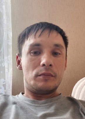 Антон из Новосибирска 36 лет