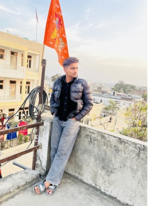 Ravinder Singh, 19, India, Sīkar