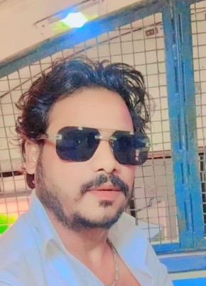 Fhj Chh из Mumbai 26 лет