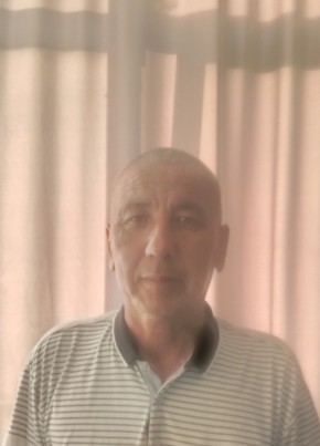 Бек из Астаны 57 лет