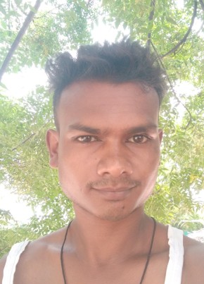 GereshbhaiHalpat, 21, India, Surat