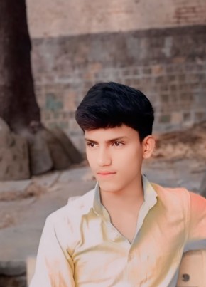 Sumit, 18, India, Pune