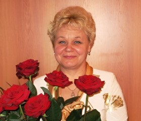 lana, 70, Saint Petersburg