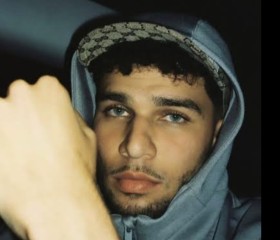 JJ, 18, Vienna