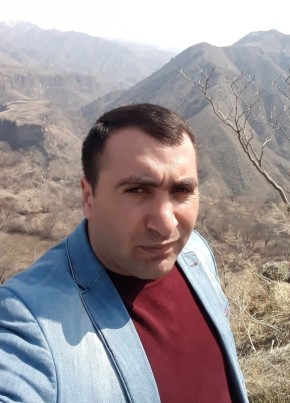 Arm из Подгоренския 33 года