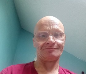 Masterbaites, 50, Coity