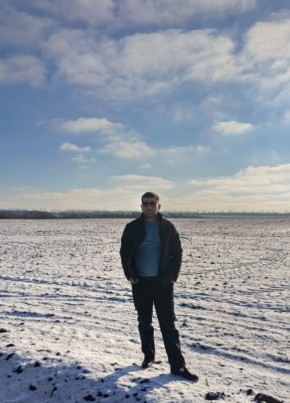 Арсен из Курска 32 года