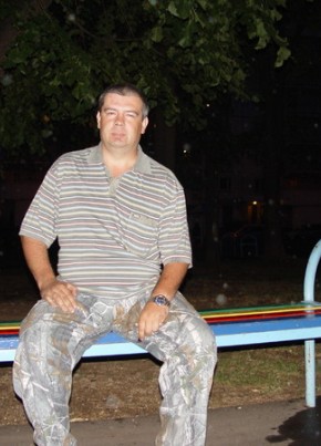 Виталик, 42, Россия, Угра
