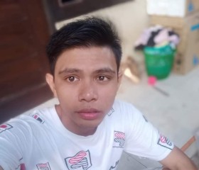 David, 34, Kuta