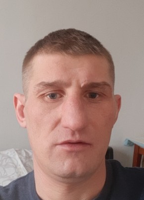 павел, 41, Россия, Волхов