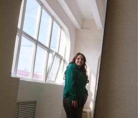 Oksana, 26, Yekaterinburg